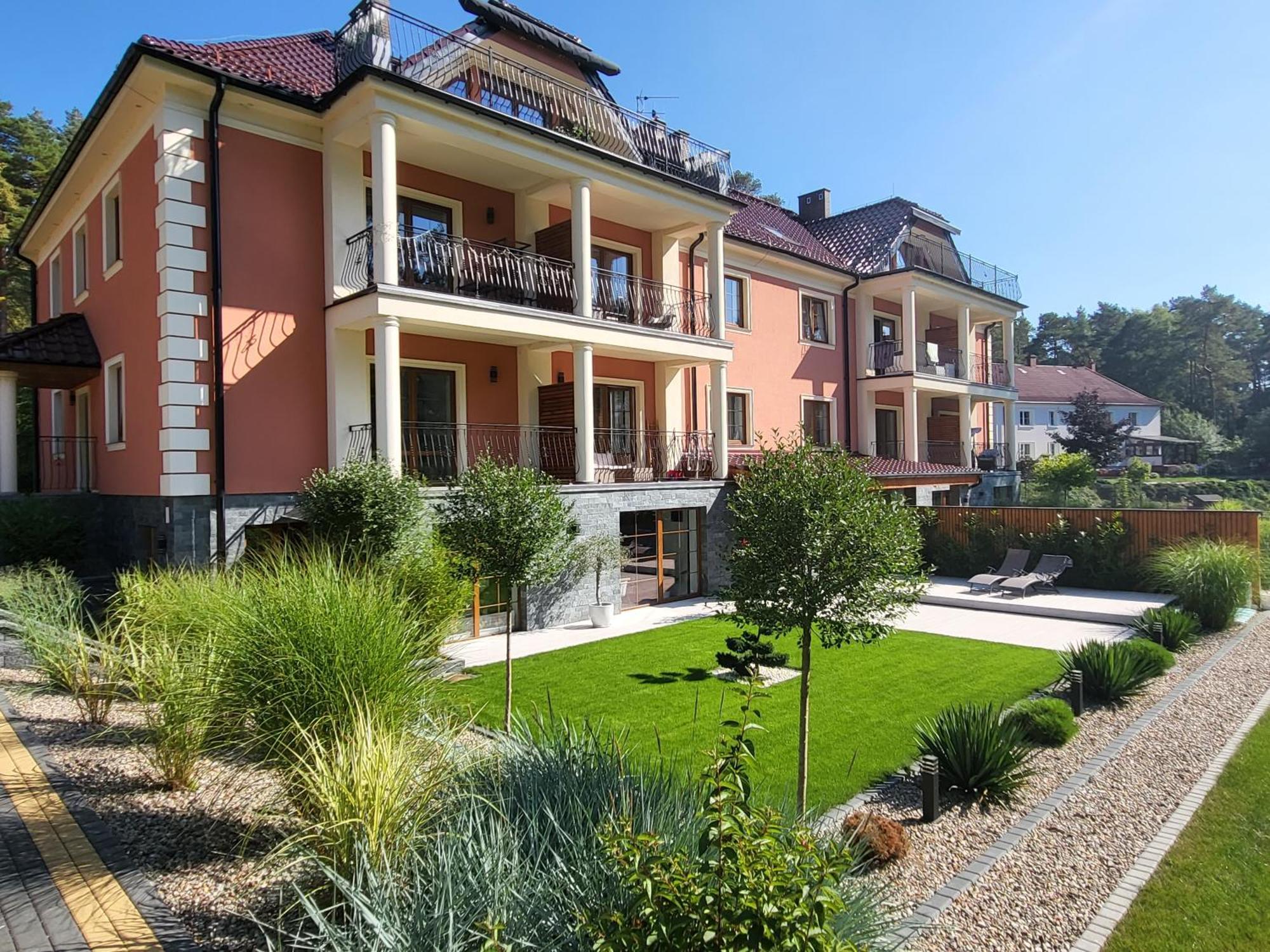 בורנה סולינובו Apartament Przy Jeziorze מראה חיצוני תמונה